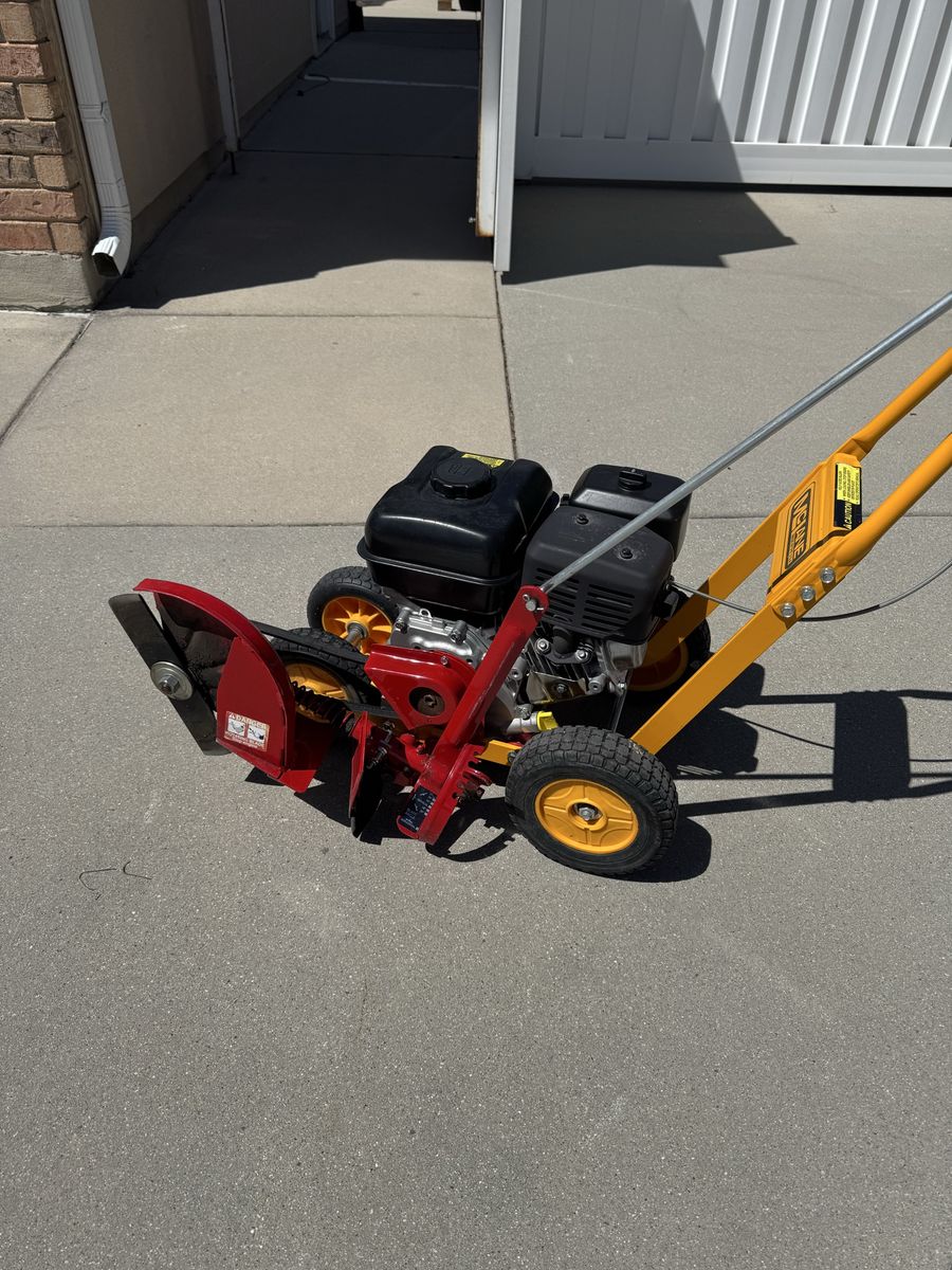 McLane Lawn Edger