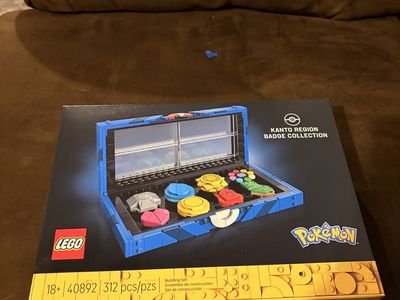 Lego Kanto badge collection