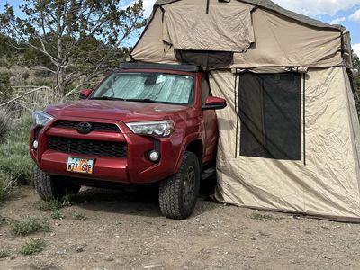 Smittybilt xl gen. 1 Rooftop Tent and Annex