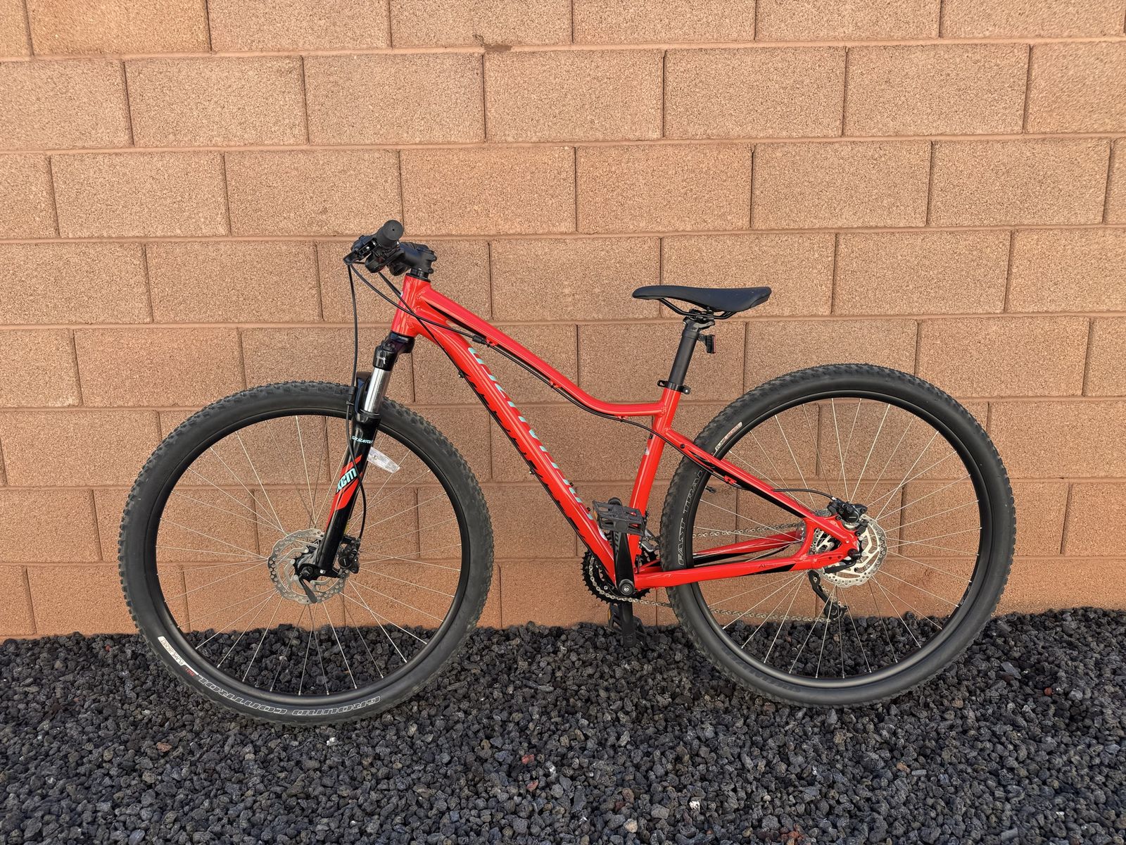 Specialized Jett Hardtail Mountain Bike - Red (Size M)