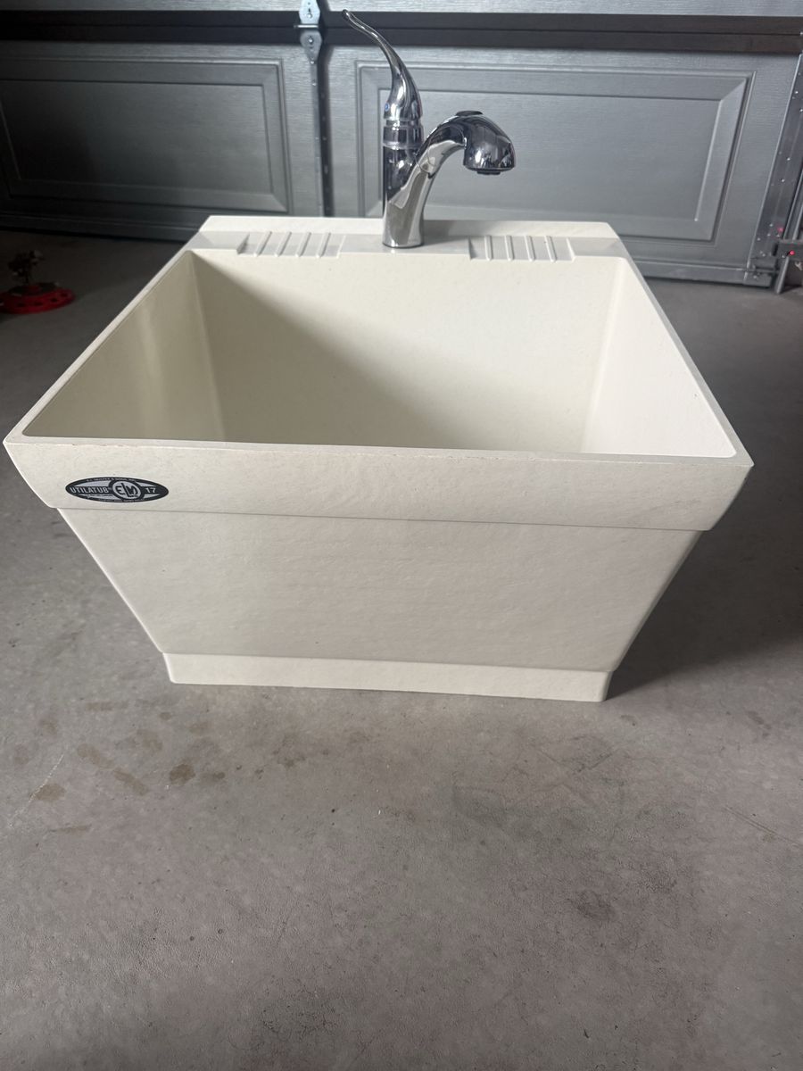 Utilatub garage sink
