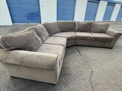 Curved 3 piece sectional - Free delivery!
