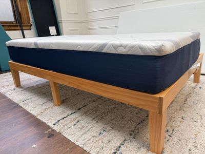 New Zinus Moiz Full Size Wood Bed Frame