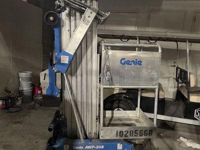 GR-30 vertical mast boom lift