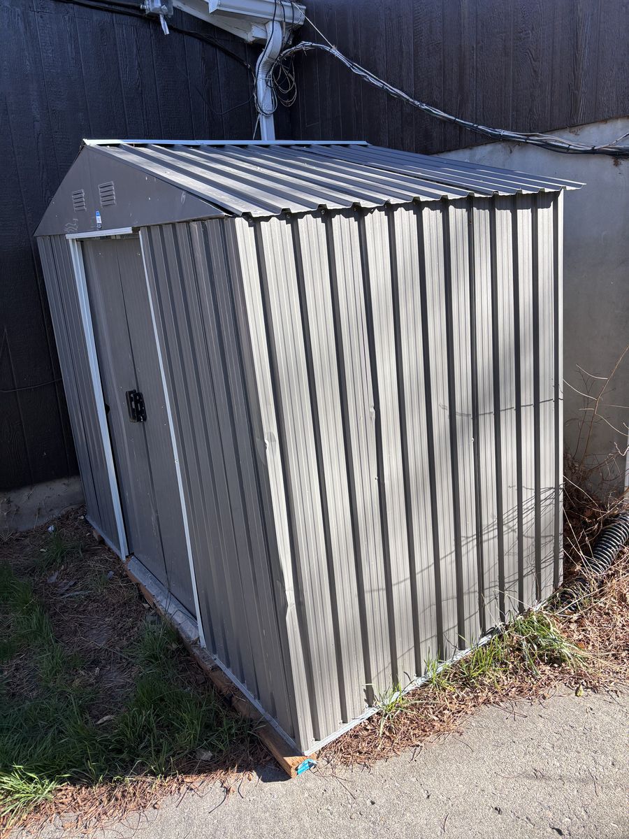 FREE 7x7 Shed