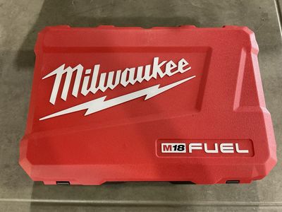 Milwaukee Tools Combo Set 3697-2 E75012663