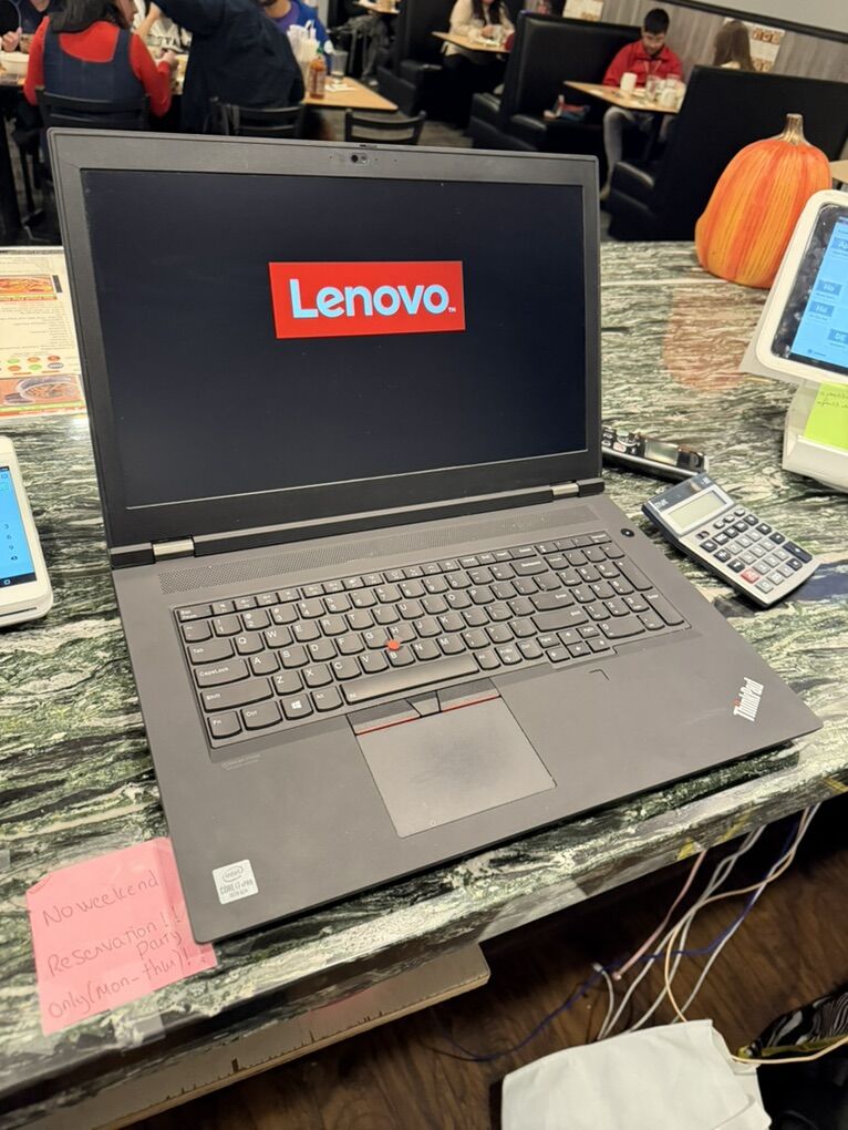 Lenovo ThinkPad P17 Gen 1 i7-10850H 2.7Ghz