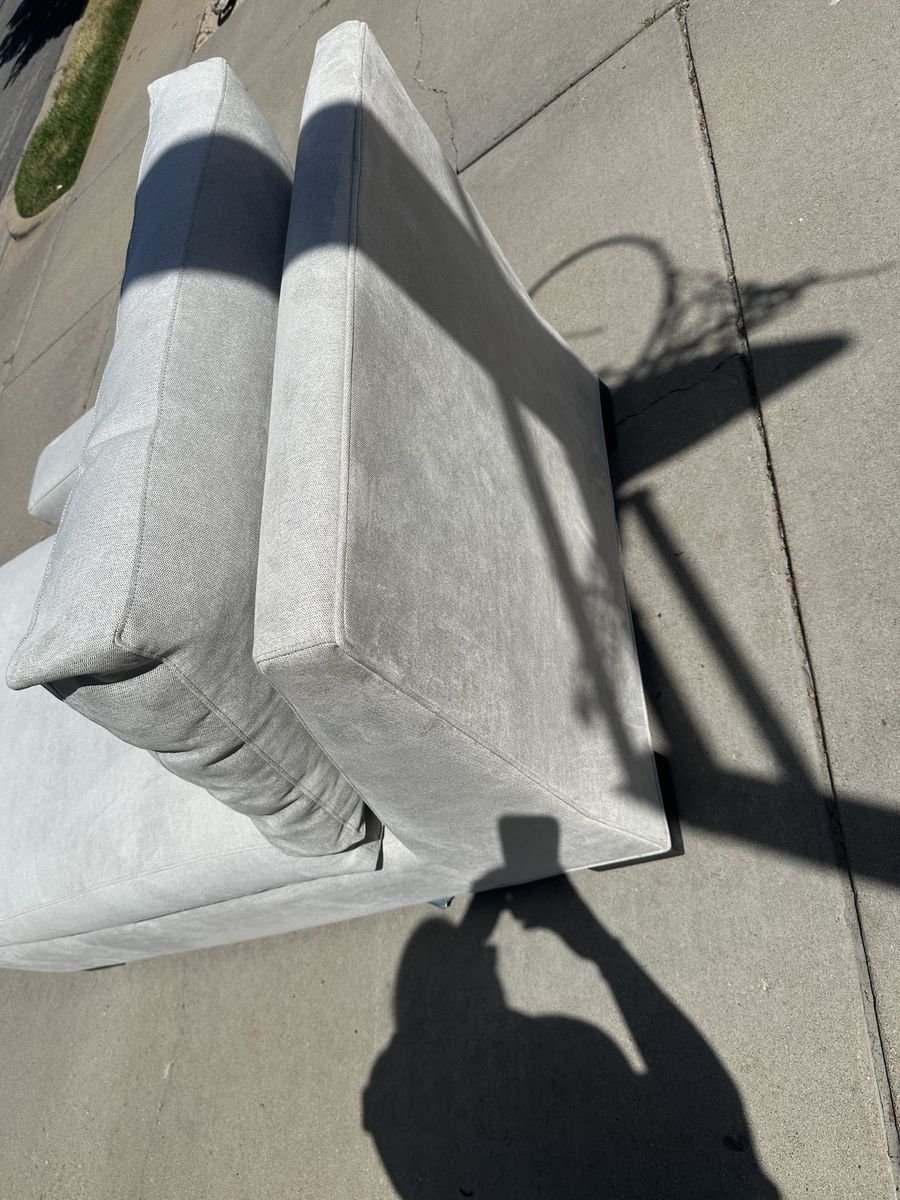 Grey Fabric Modern Sectional Sofa Chaise Lounge Couch - Used Good Condition