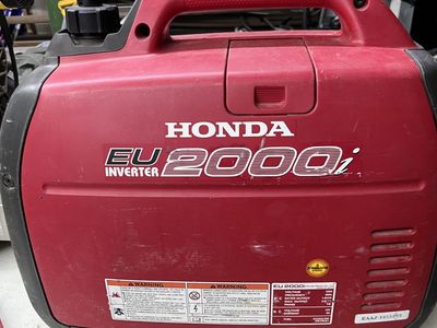 HONDA EU2000i generator