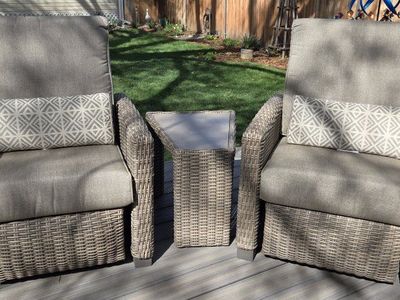 Barcalounger Outdoor Recliner Chair and Table Set