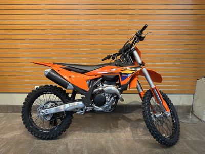 2026 KTM 250 SX-F Orange Corner - K73817