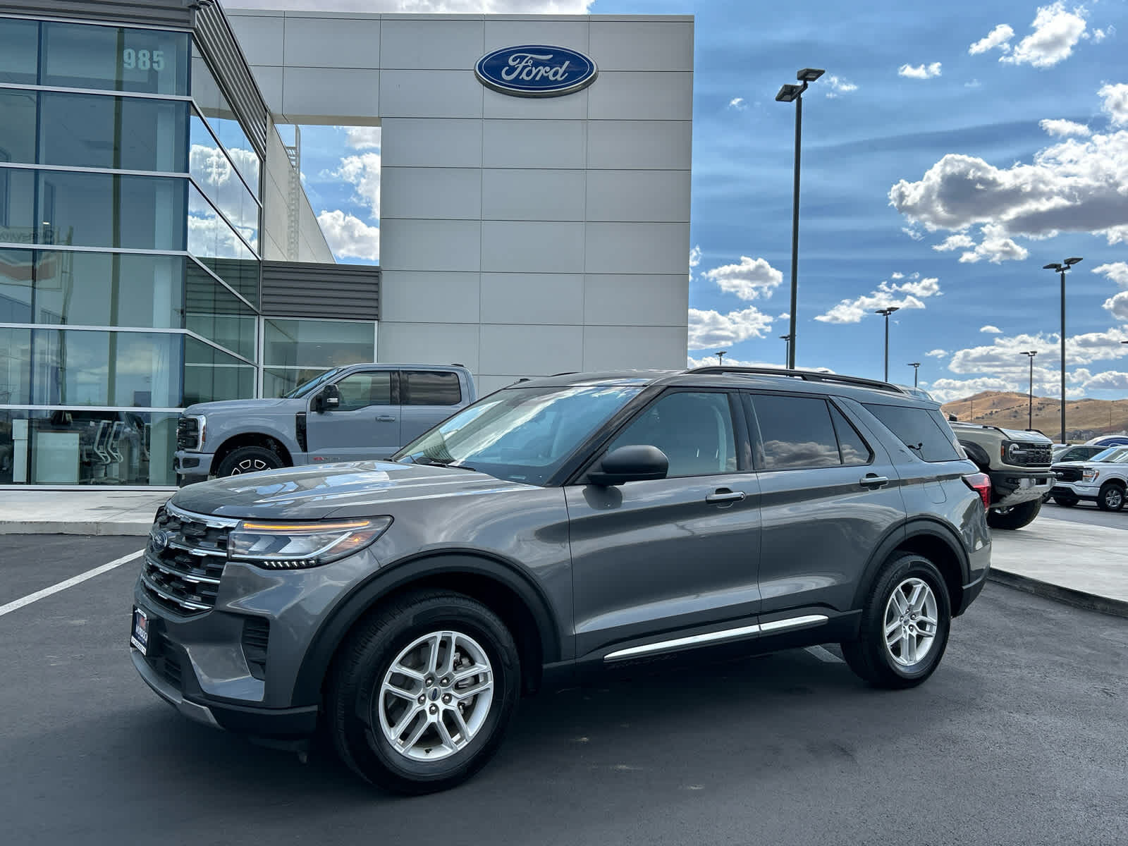 2025 Ford Explorer Active