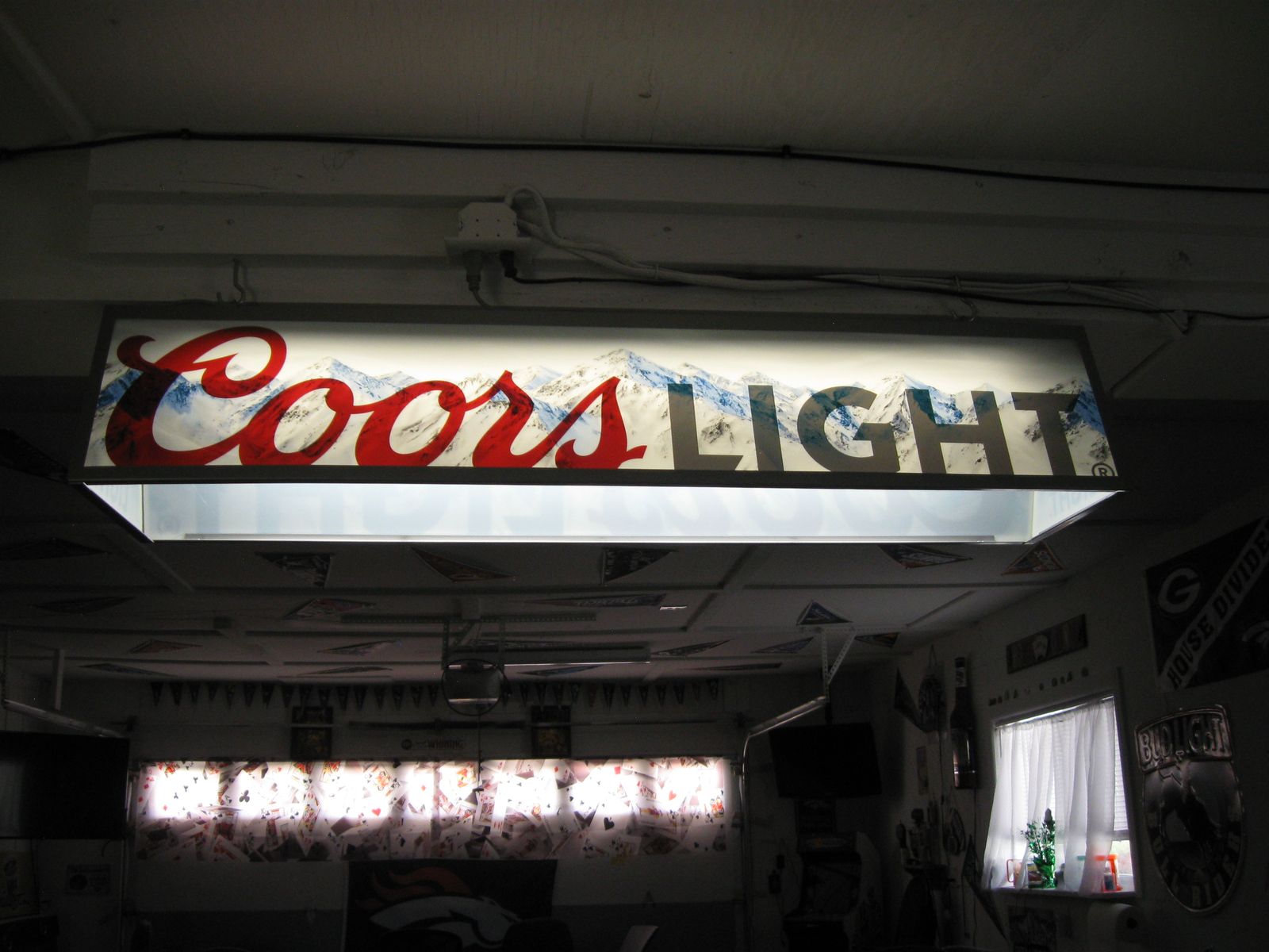 Coors Light Pool Table Light With Mountains Fixture, Man Cave