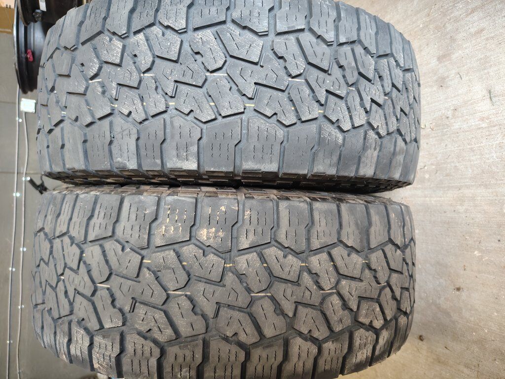(2) 285/70R17 Falken wildpeak at3w