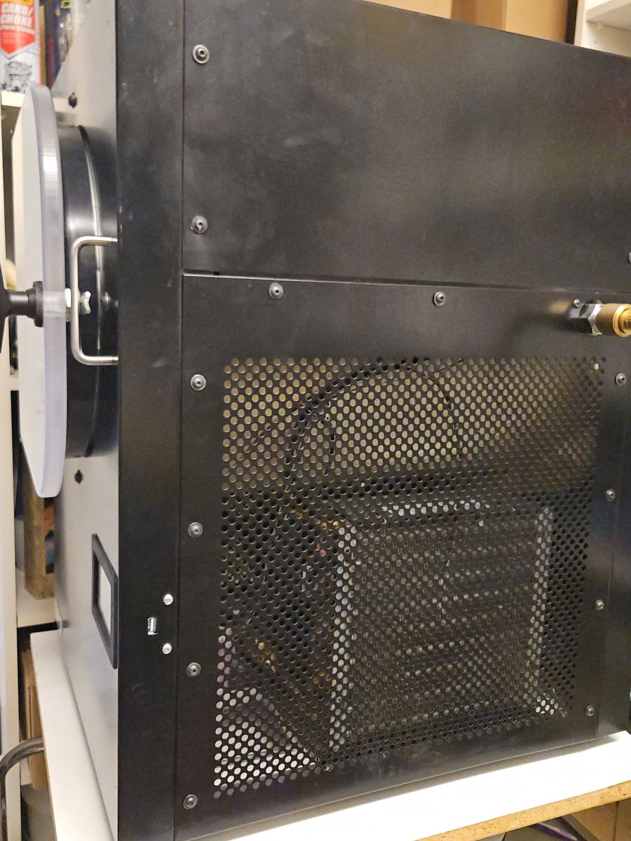 Main image 4