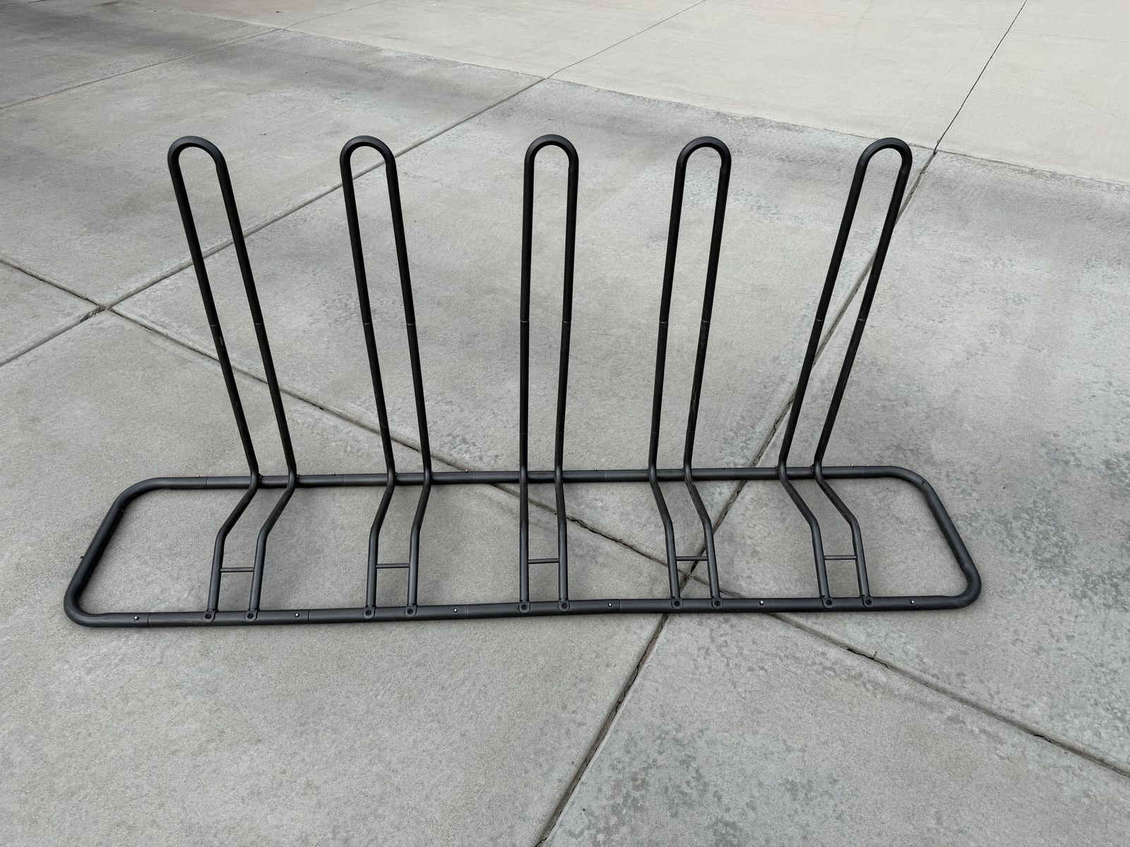 Adjustable Bike Rack for 1-5 Bikes (up to 29" tires and 2.6" wide)