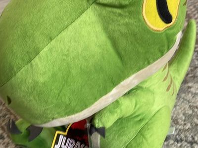 2022 Jurassic Park 14" Green Dinosaur Velociraptor Stuffed Animal Toy Factory