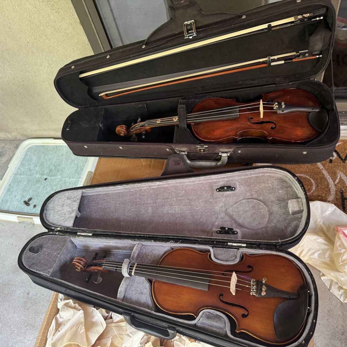 Acoustic Violin with Hard Cases and Bows