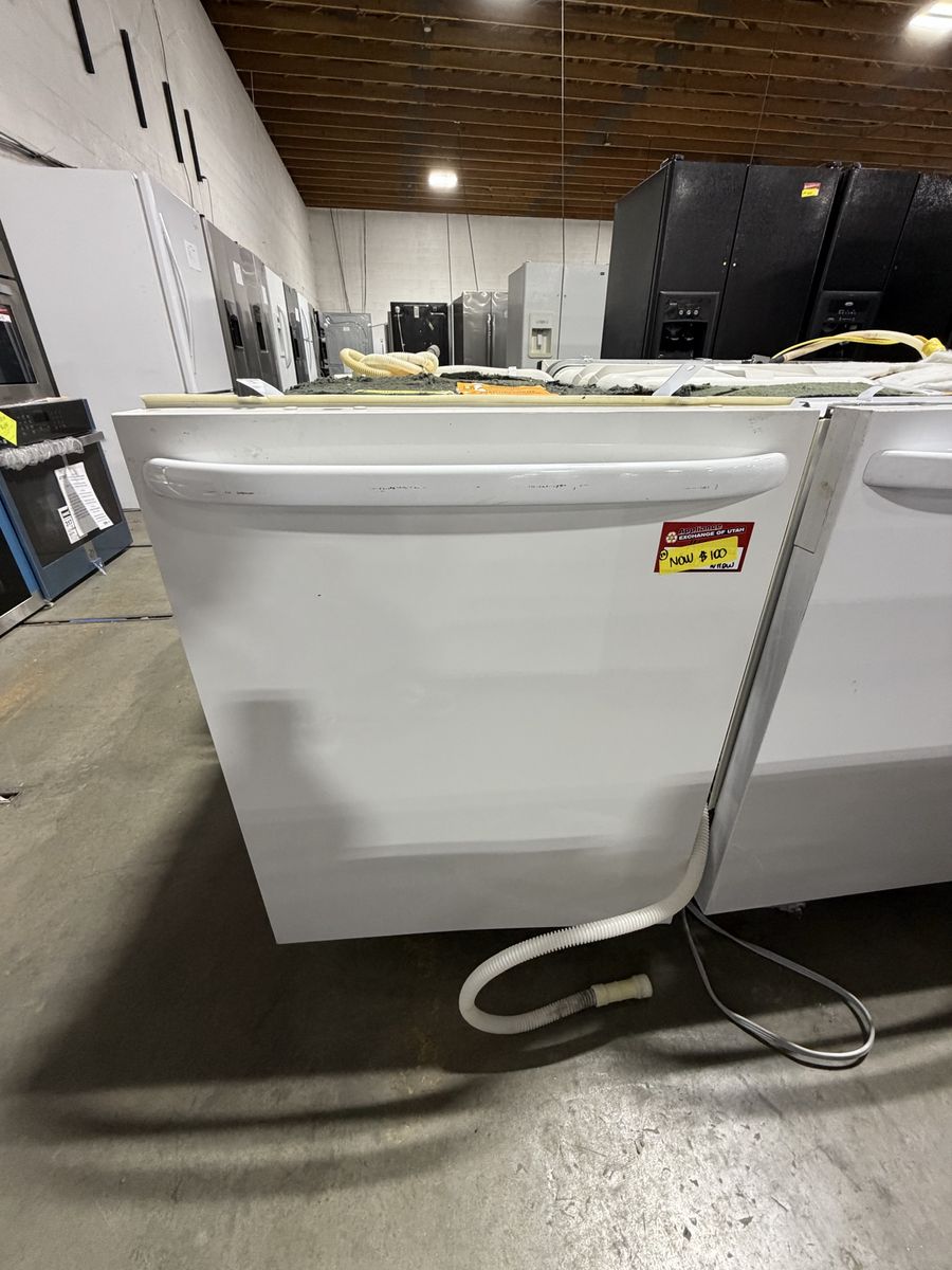 Good Condition Ge White Dishwasher with Warranty