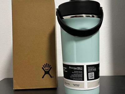 NEW – Hydro Flask Shaker Bottle – Dew