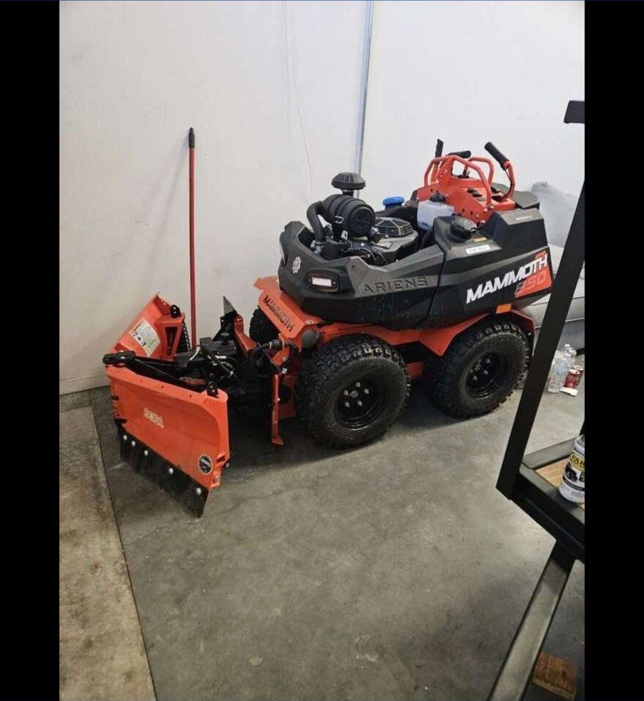 Ariens Mammoth 850 All-Season Commercial Power Brush & Snow Plow Kawasaki FX850V EFI Engine