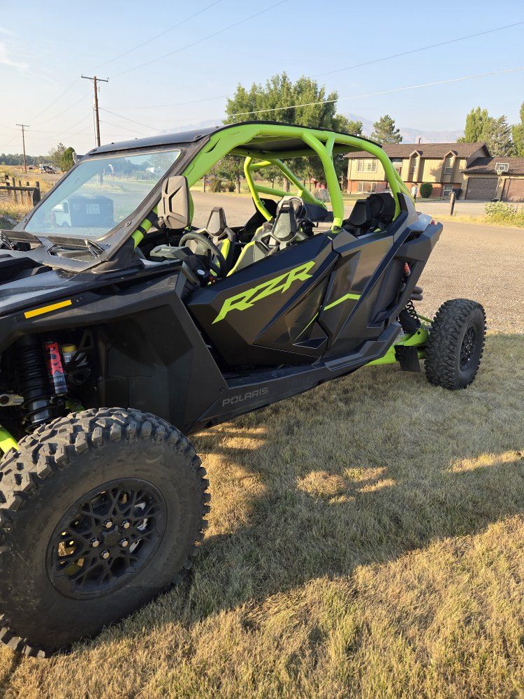 2024 Polaris RZR XP 1000 pro r  ultimate