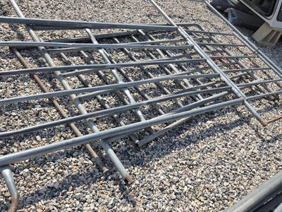 used horse panels some broken fixable
12 ft and 16 ft