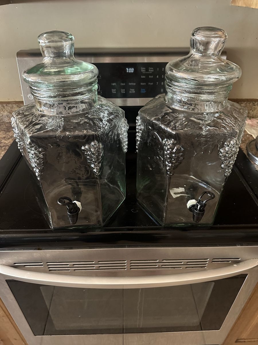 Beverage dispenser