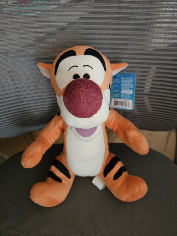 Disney Tigger Plush Stuffy Orange Tigger NWT