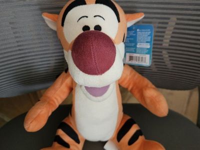 Disney Tigger Plush Stuffy Orange Tigger NWT