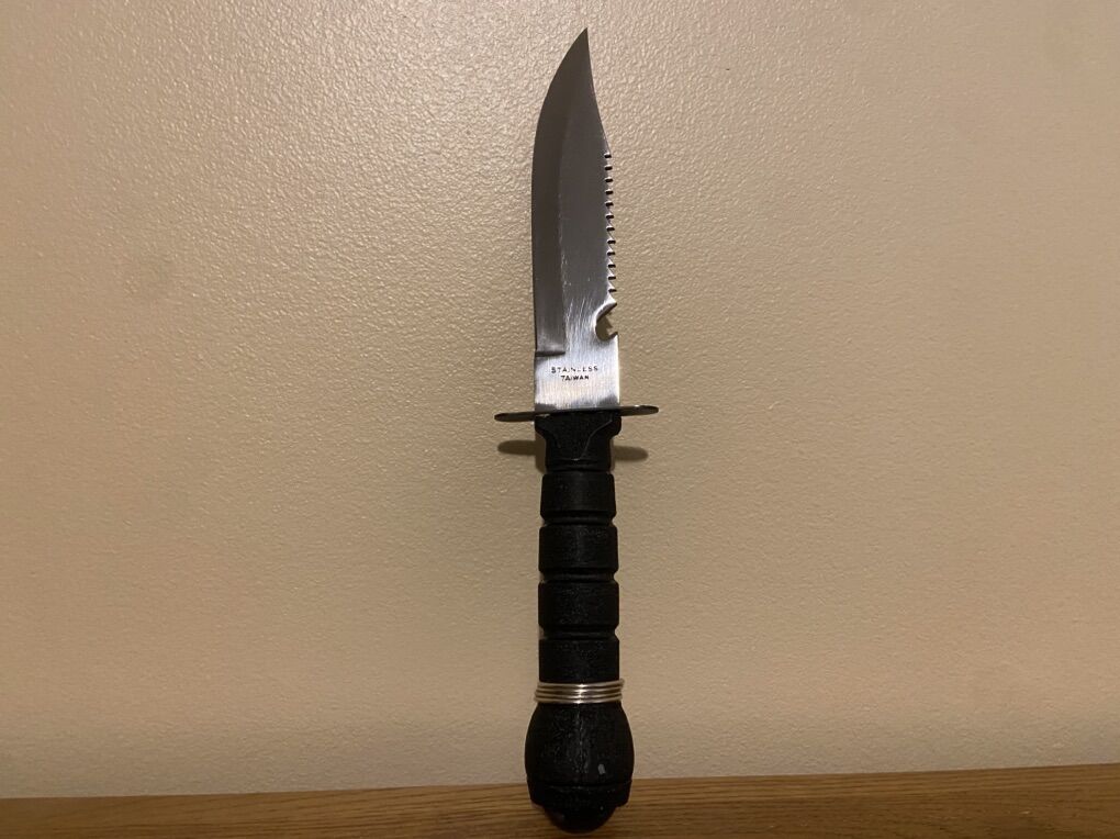 Survival Knife with Sheath, Compass & Sharpener