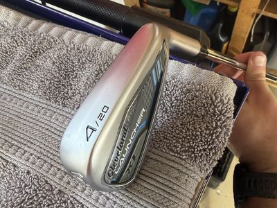 Cleveland Launcher XL 4 Iron
