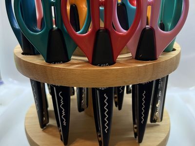 Decorative Edge Scissors For Paper Crafting