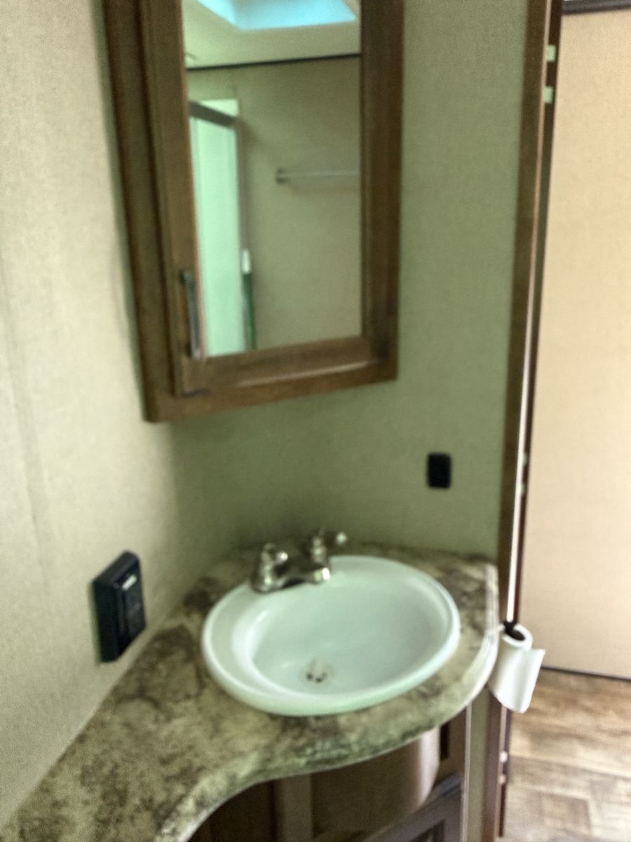 Main image 12