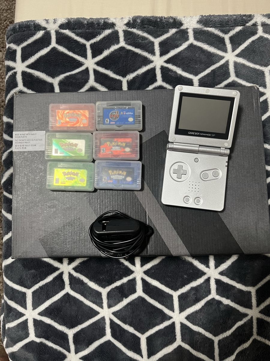 Nintendo Game Boy Advance SP Silver Console w/ Charger + 5 Pokemon games + Disney extreme skate adventure