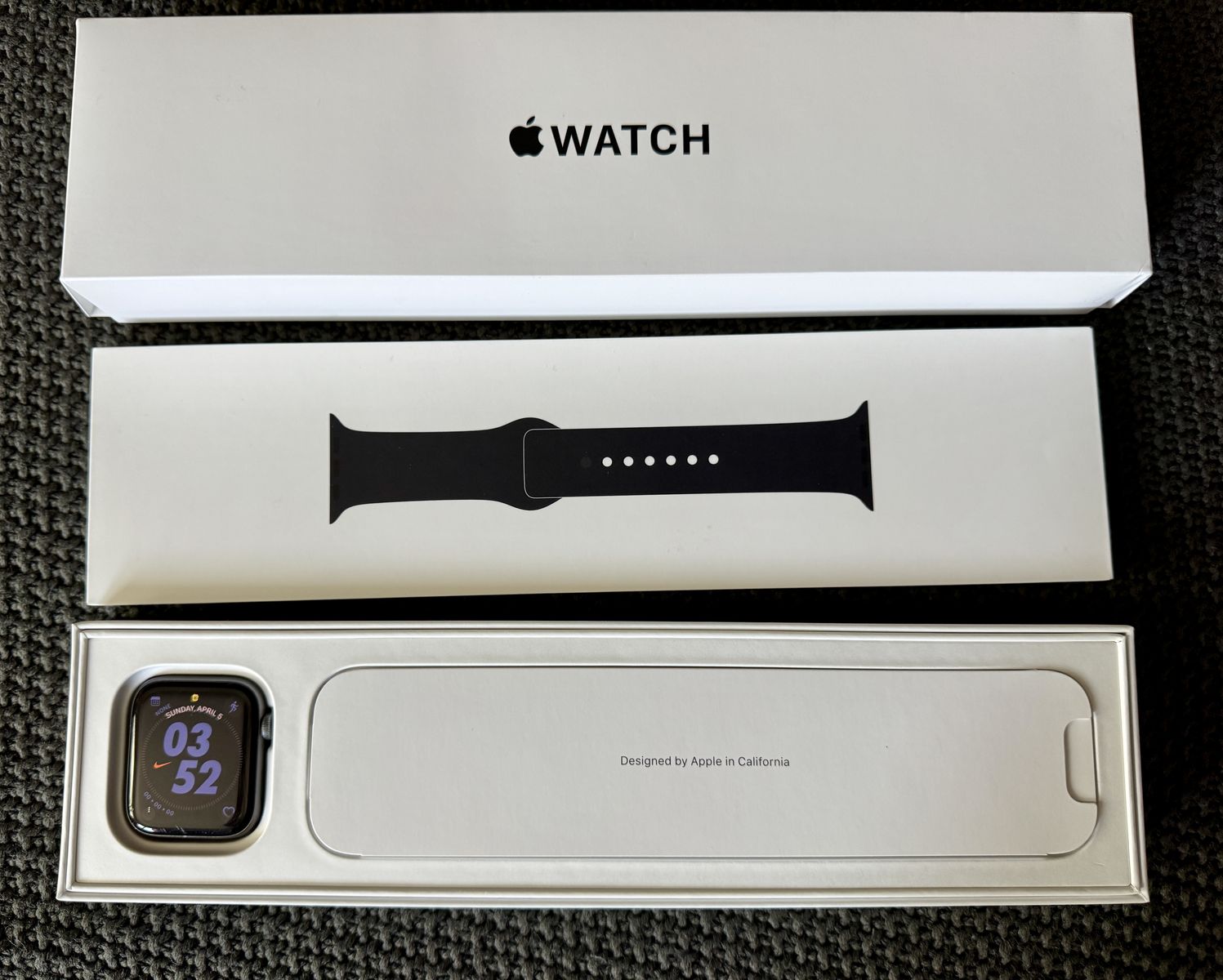 Space Gray Apple Watch SE