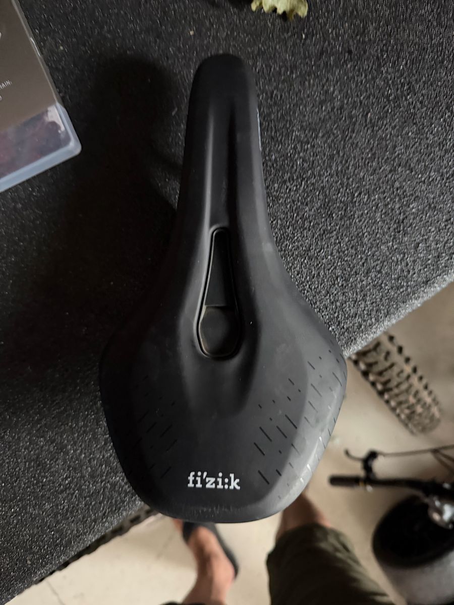 Fizik Terra Ridon X5 mountain bike saddle