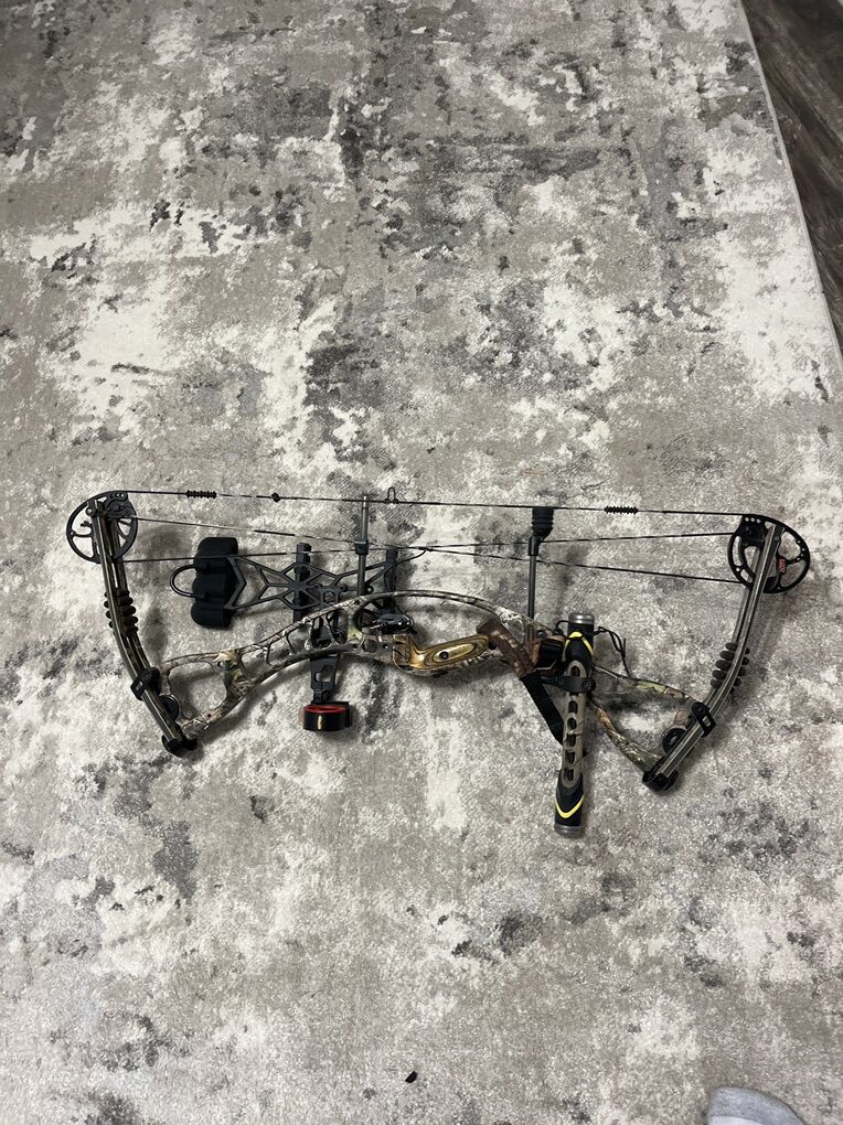 Hoyt Alpha Max