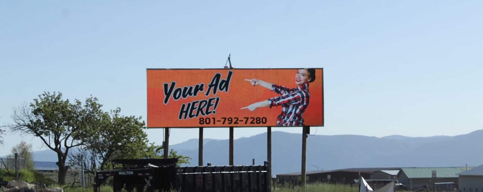 Rent space on Electronic Billboard