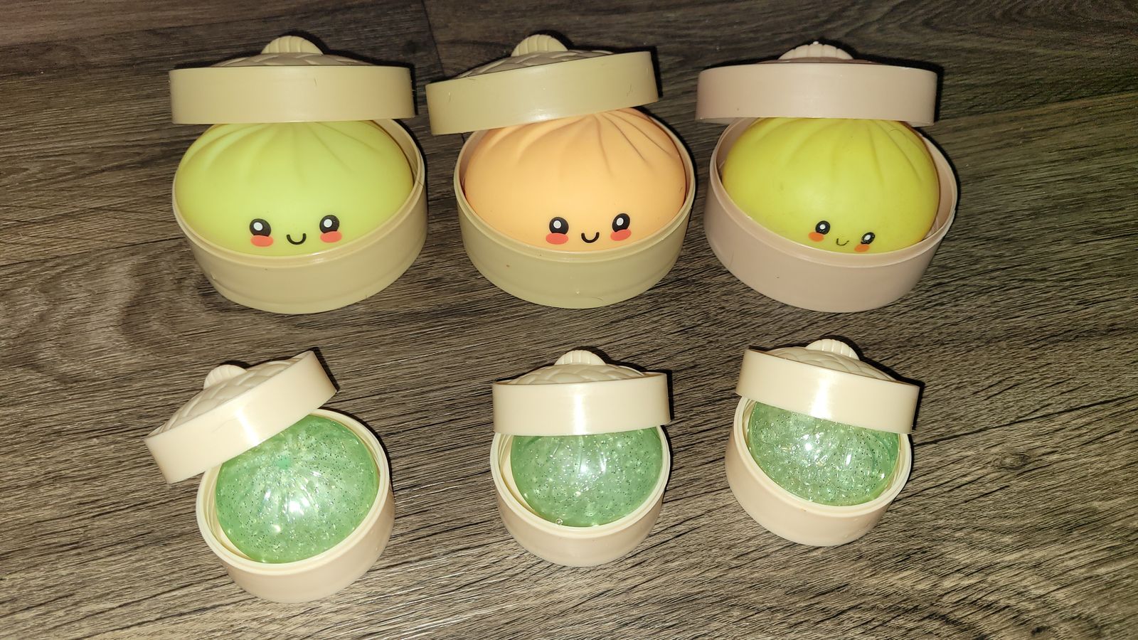 Squeeze the mystery Dumpling