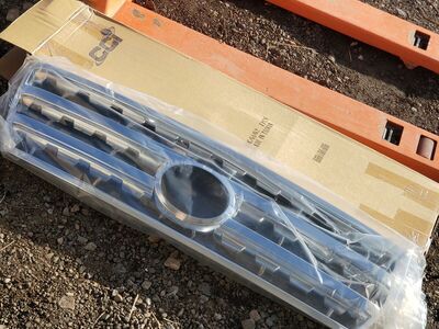 2008-2016 Toyota Sequoia Chrome Grille Overlay