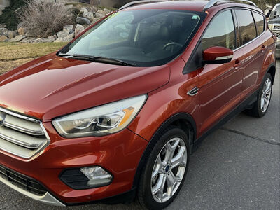 2019 FORD ESCAPE Titanium