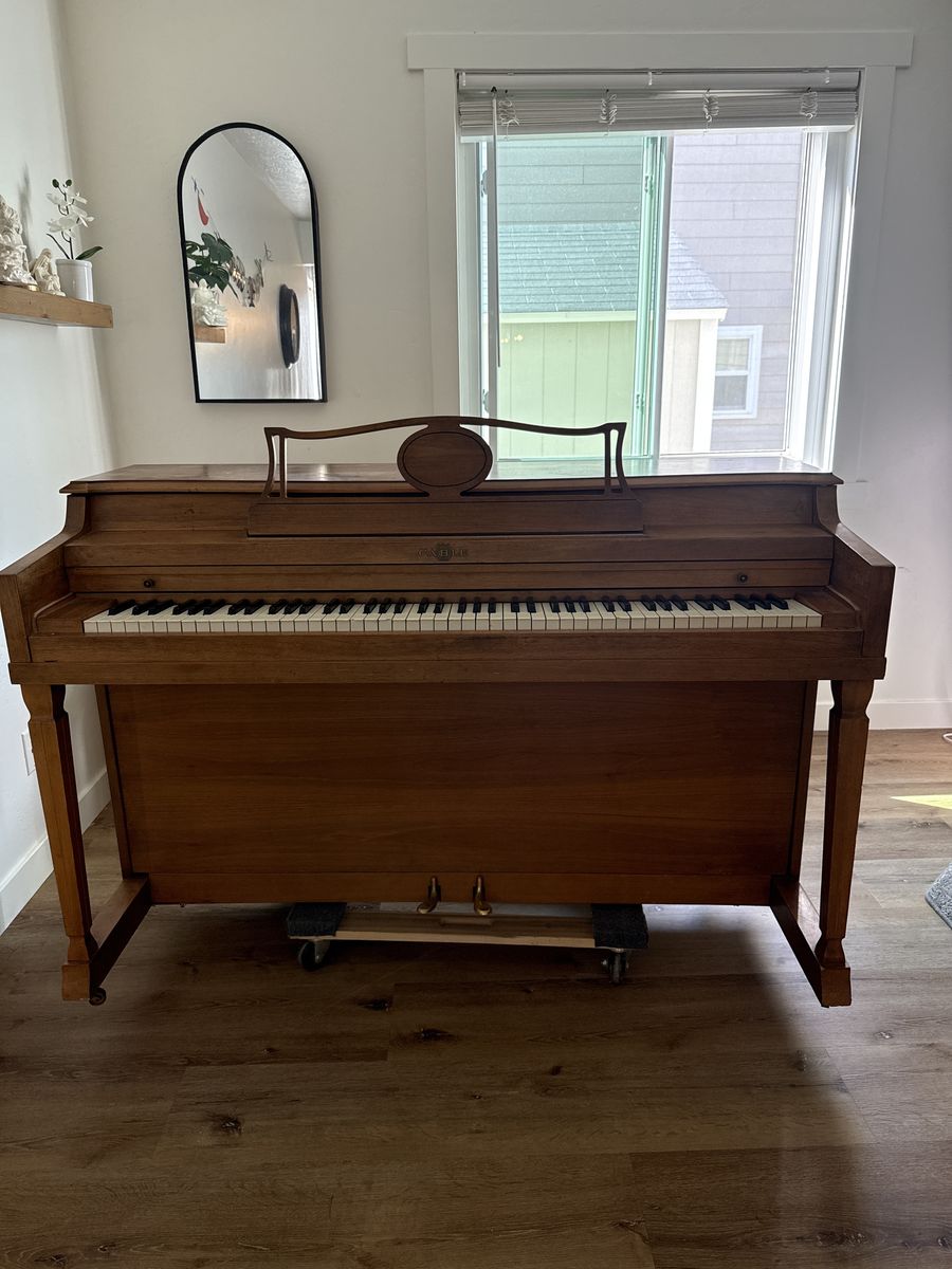 Cable Piano
