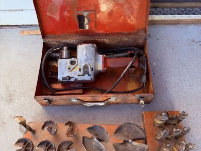 Milwaukee Hole-Hawg 1/2 In Drill And Bits.