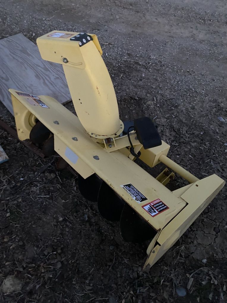 John Deere Snow Blower 46
