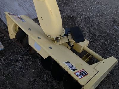 John Deere Snow Blower 46