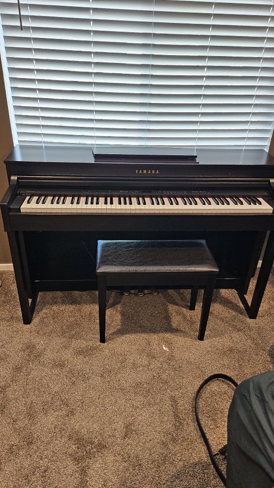 Clavinova Piano 600$ OBO