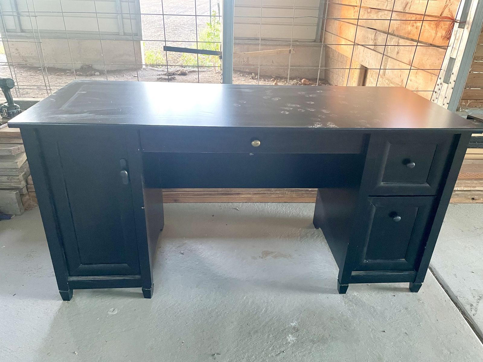 Computer Desk with 1 Cabinet and 3 Drawers