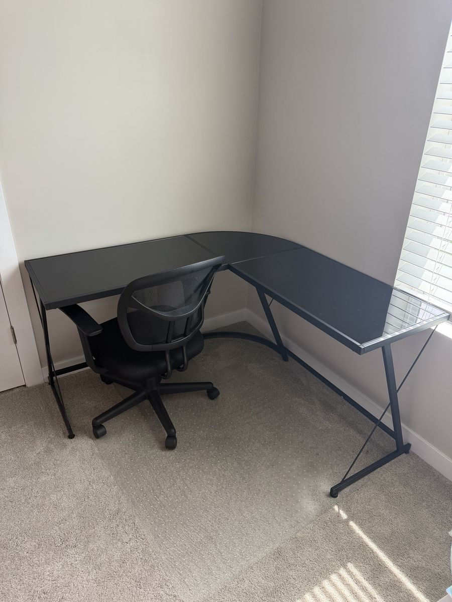 2 L-Shaped Desks For Sale