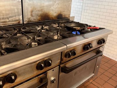 Viking Range with oven